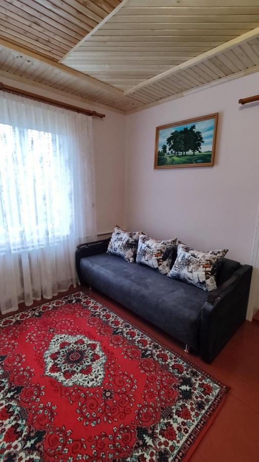 Bat'kivska Hata Stari Kuty Bagian luar foto